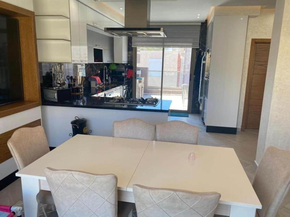 امي وادار Apartment